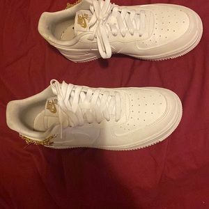 Worn twice , good condition